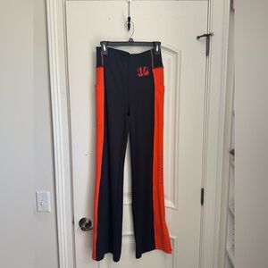 Women’s Fanatics MediumBlack and Orange Cincinnati Bengals Flare Leggins